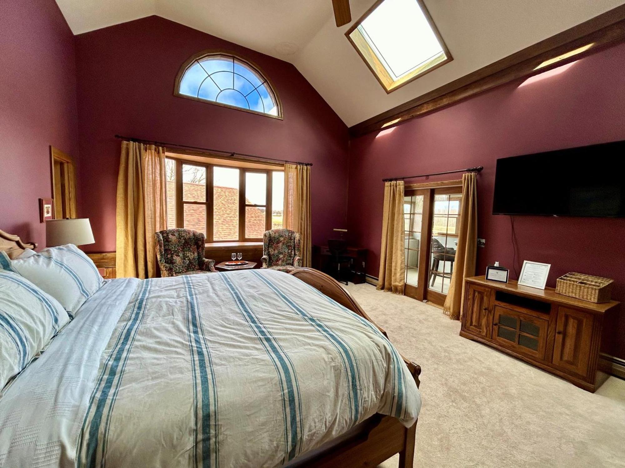 Warner-Concord Farms Bed & Breakfast Geneva Экстерьер фото